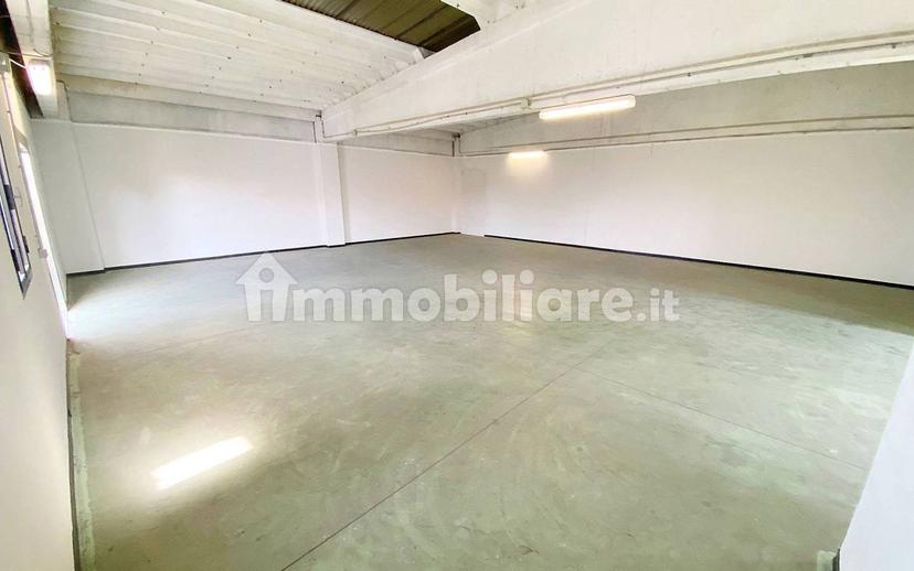 Loft via Don Giovan Battista Radice 10, Saronno — foto 46 di 84
