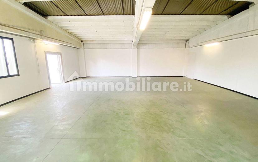 Loft via Don Giovan Battista Radice 10, Saronno — foto 22 di 84
