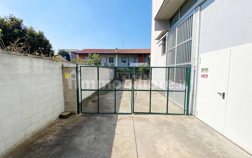 Loft via Don Giovan Battista Radice 10, Saronno — foto 8 di 84