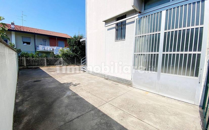 Loft via Don Giovan Battista Radice 10, Saronno — foto 76 di 84