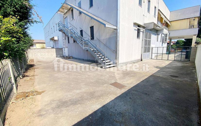 Loft via Don Giovan Battista Radice 10, Saronno — foto 9 di 84