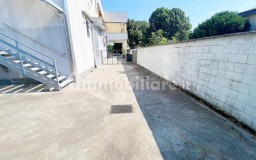 Loft via Don Giovan Battista Radice 10, Saronno — foto 62 di 84