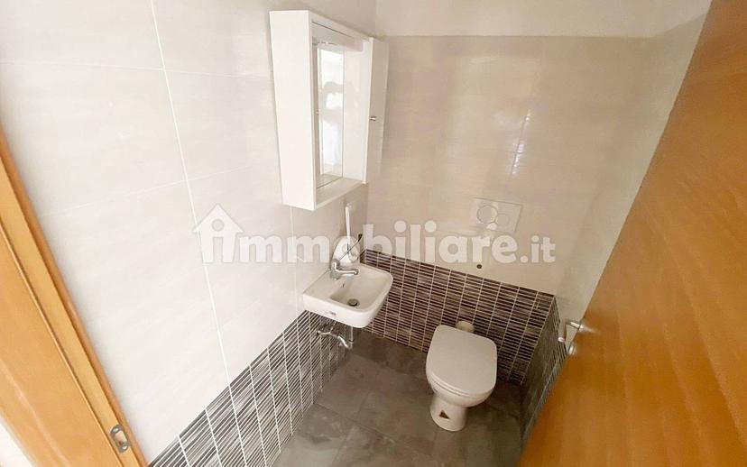 Loft via Don Giovan Battista Radice 10, Saronno — foto 21 di 84