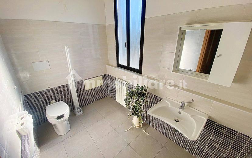 Loft via Don Giovan Battista Radice 10, Saronno — foto 31 di 84