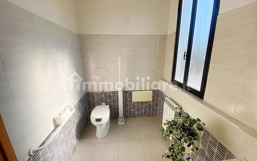 Loft via Don Giovan Battista Radice 10, Saronno — foto 74 di 84