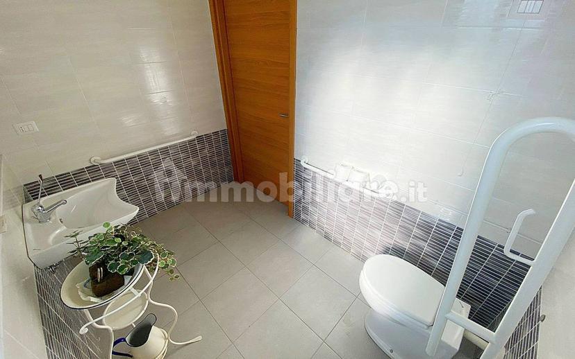 Loft via Don Giovan Battista Radice 10, Saronno — foto 58 di 84