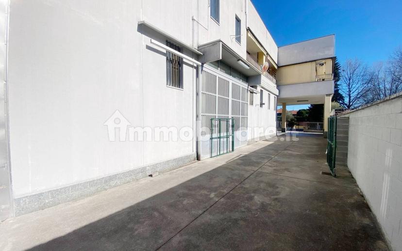 Loft via Don Giovan Battista Radice 10, Saronno — foto 30 di 84