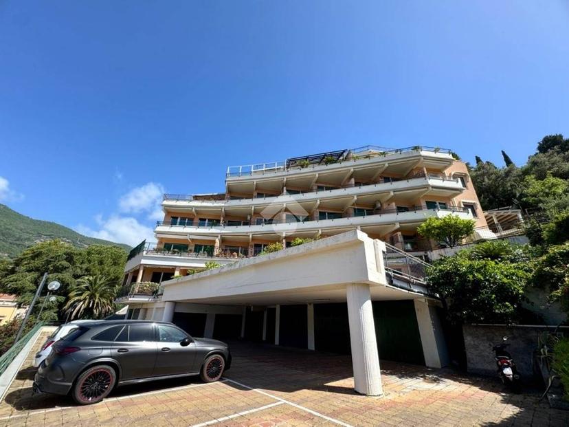 Loft via Loreto 38, Parco San Rocco, Tetti Rossi, Loreto, Alassio — foto 10 di 17