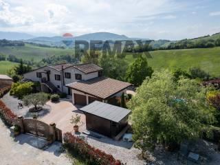 Villa unifamiliare Fraz. Costa 125, Arcevia — foto 9 di 90