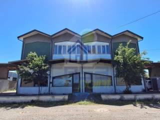 Villa unifamiliare, buono stato, 220 m², Maleo — foto 9 di 24