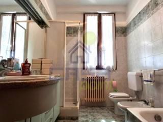 Villa unifamiliare, buono stato, 220 m², Maleo — foto 17 di 24