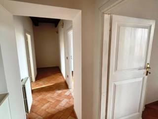 Appartamento ottimo stato, secondo piano, Centro, Esanatoglia — foto 11 di 31