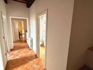 Appartamento ottimo stato, secondo piano, Centro, Esanatoglia — foto 4 di 31
