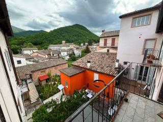 Appartamento ottimo stato, secondo piano, Centro, Esanatoglia — foto 14 di 31