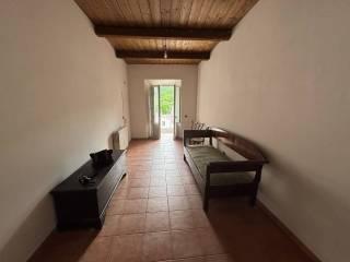 Appartamento ottimo stato, secondo piano, Centro, Esanatoglia — foto 8 di 31