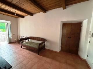 Appartamento ottimo stato, secondo piano, Centro, Esanatoglia — foto 25 di 31