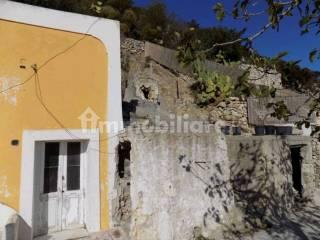 Casale via Campo Inglese, Ponza — foto 5 di 11