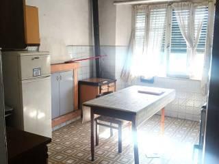 Trilocale buono stato, secondo piano, Cingoli — foto 6 di 17