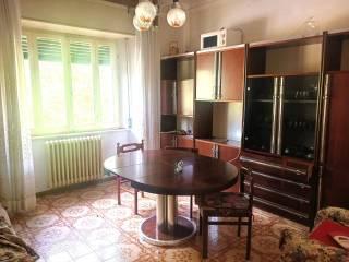 Trilocale buono stato, secondo piano, Cingoli — foto 9 di 17