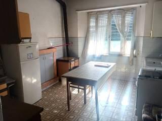 Trilocale buono stato, secondo piano, Cingoli — foto 7 di 17
