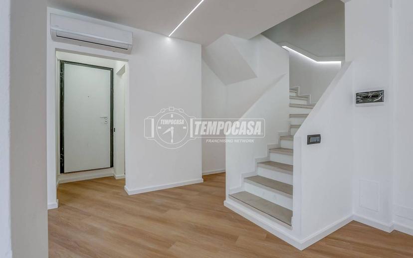 Loft via Briante 22, Centro, Somma Lombardo — foto 10 di 29