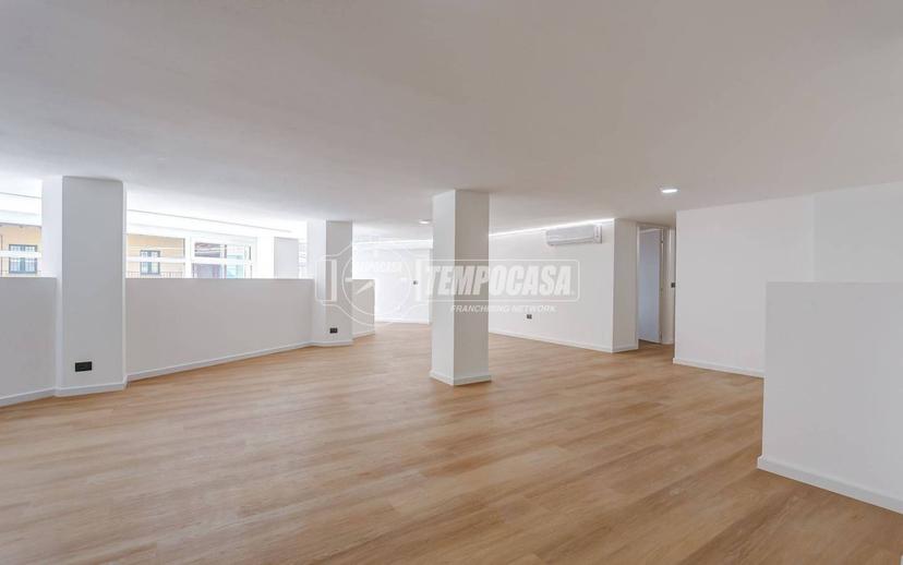 Loft via Briante 22, Centro, Somma Lombardo — foto 4 di 29