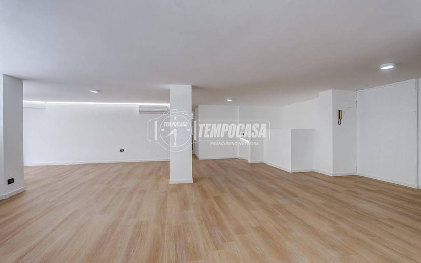 Loft via Briante 22, Centro, Somma Lombardo — foto 18 di 29