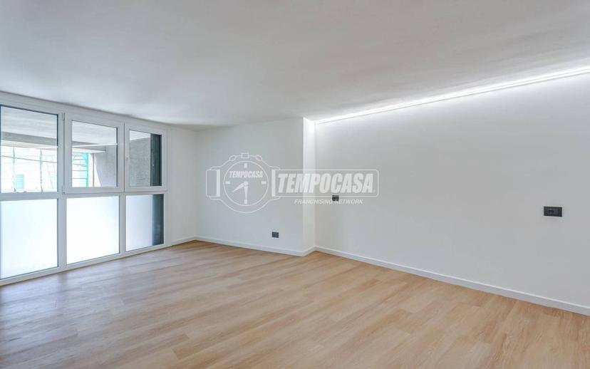 Loft via Briante 22, Centro, Somma Lombardo — foto 9 di 29