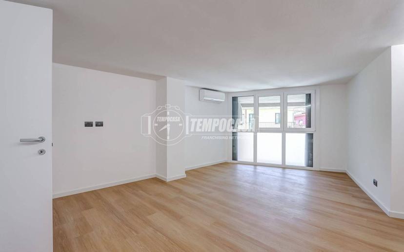Loft via Briante 22, Centro, Somma Lombardo — foto 7 di 29