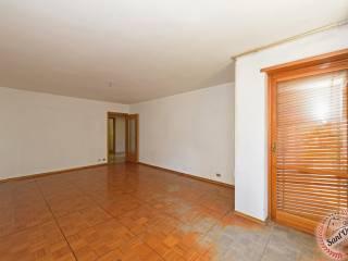 Appartamento via Parigi 72, Centro, Aosta — foto 26 di 37