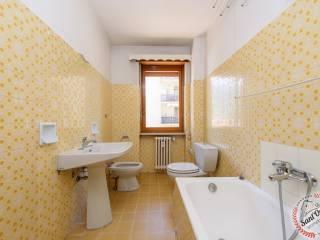 Appartamento via Parigi 72, Centro, Aosta — foto 8 di 37