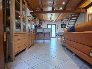 Villa a schiera 5 locali, buono stato, Roisan — foto 4 di 44