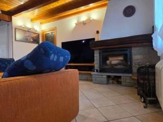 Villa a schiera 5 locali, buono stato, Roisan — foto 38 di 44