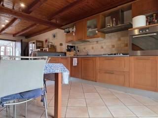 Villa a schiera 5 locali, buono stato, Roisan — foto 33 di 44