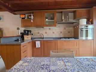 Villa a schiera 5 locali, buono stato, Roisan — foto 32 di 44