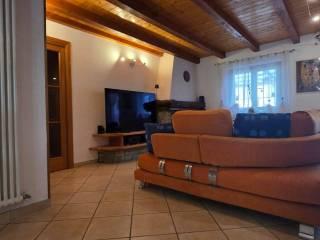 Villa a schiera 5 locali, buono stato, Roisan — foto 15 di 44