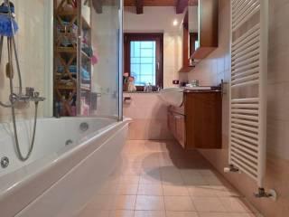 Villa a schiera 5 locali, buono stato, Roisan — foto 37 di 44