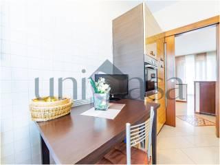 Trilocale ottimo stato, primo piano, Valmadrera — foto 36 di 56