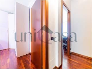 Trilocale ottimo stato, primo piano, Valmadrera — foto 52 di 56