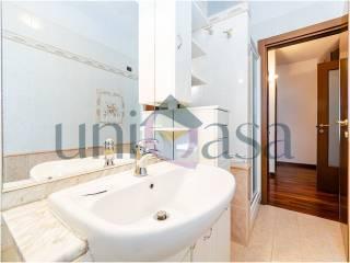 Trilocale ottimo stato, primo piano, Valmadrera — foto 13 di 56