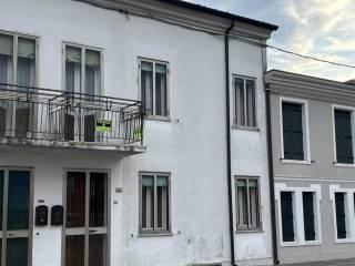 Terratetto unifamiliare 120 m², buono stato, Centro, Fratta Polesine — foto 25 di 50