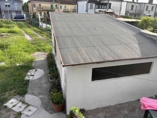 Terratetto unifamiliare 120 m², buono stato, Centro, Fratta Polesine — foto 28 di 50