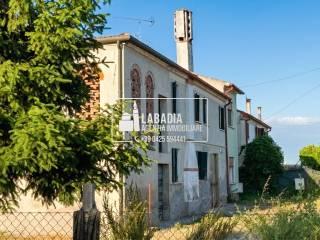 Rustico via Madonnina 1514, Giacciano con Baruchella — foto 49 di 52