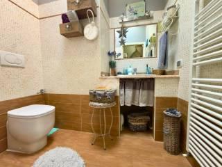 Villa a schiera frazione San Nazzaro 20, San Nazzaro, Sissa Trecasali