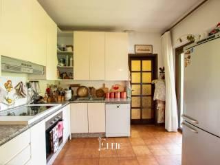 Villa unifamiliare, buono stato, 236 m², Sesto Calende — foto 14 di 41