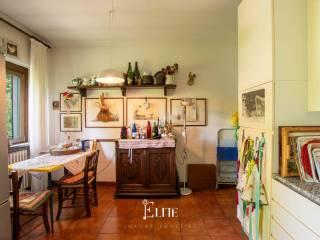 Villa unifamiliare, buono stato, 236 m², Sesto Calende — foto 34 di 41
