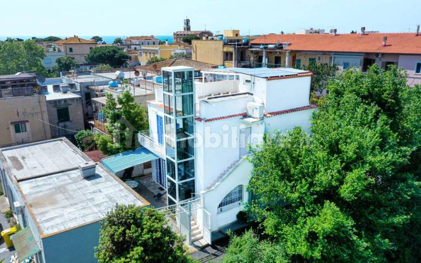 Villa bifamiliare via Ladislao Odescalchi, Centro, Santa Marinella — foto 34 di 70
