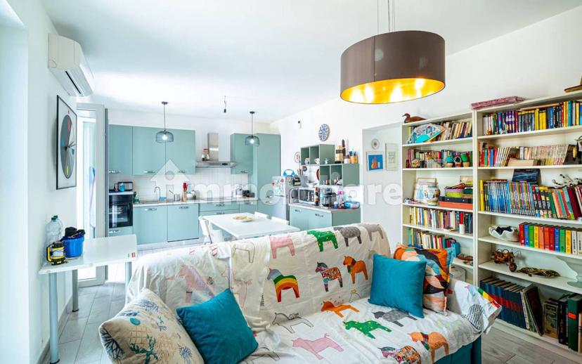 Villa bifamiliare via Ladislao Odescalchi, Centro, Santa Marinella — foto 6 di 70