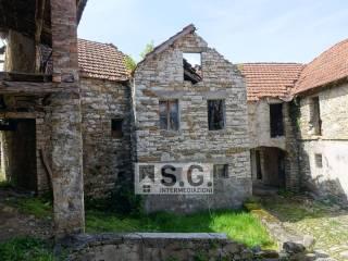 Rustico, da ristrutturare, 600 m², Carve, Borgo Valbelluna — foto 11 di 16