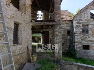Rustico, da ristrutturare, 600 m², Carve, Borgo Valbelluna — foto 9 di 16